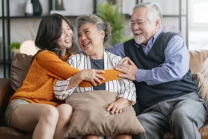 Món Quà Bất Ngờ: Tình Mẹ và Sự Bao Dung Giữa Gia Đình